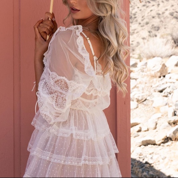 FOR LOVE & LEMONS Forever Robe - Picture 2 of 16